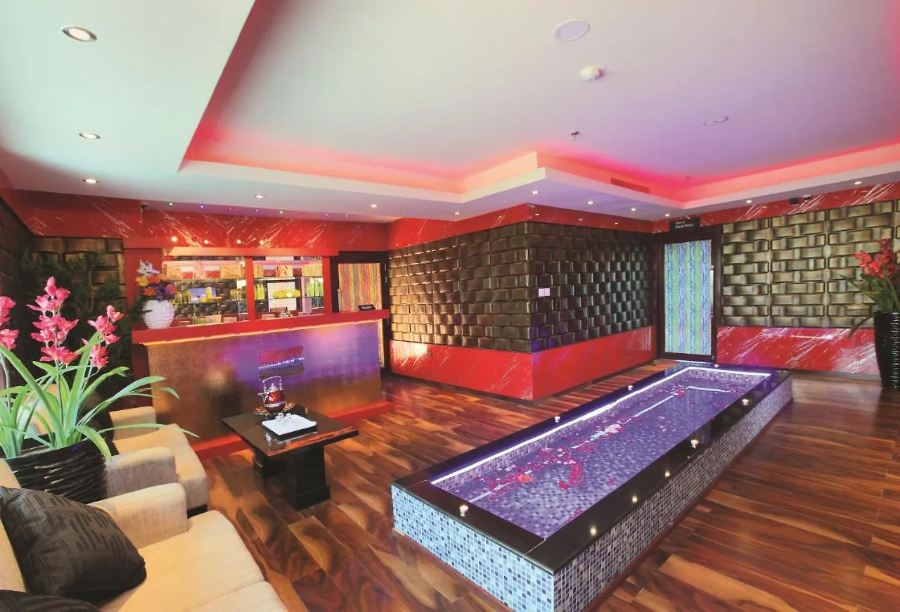 Ramada By Wyndham Alleppey Alappuzha Szálloda