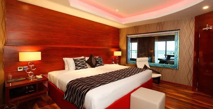 Ramada By Wyndham Alleppey Alappuzha Hotel